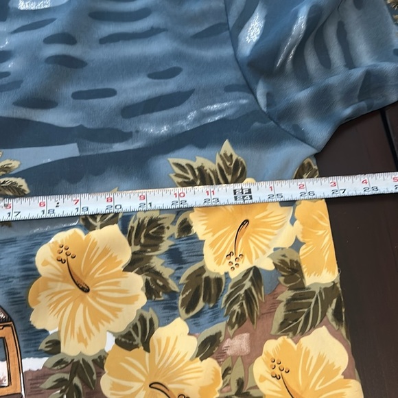 Maui Maui Hawaiian Islands Button Down Short Sleeve Hawaiian Shirt - Picture 8 of 13